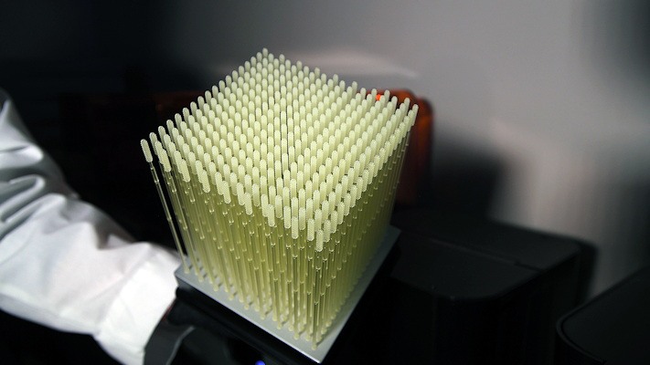 Cube of 3D-printed nasopharyngeal swabs
